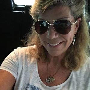 Meet your Posher, Karin